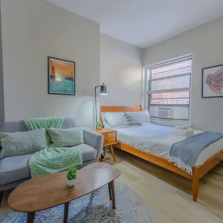Modern South End Studio Apt